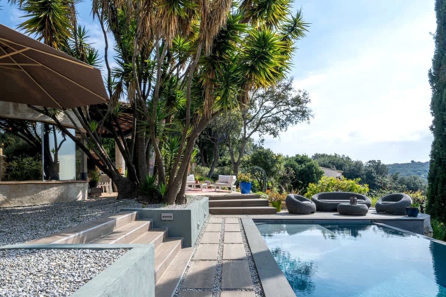 Stunning Villa with Infinity Pool Near Biot, Provence-Alpes-Côte d'Azur