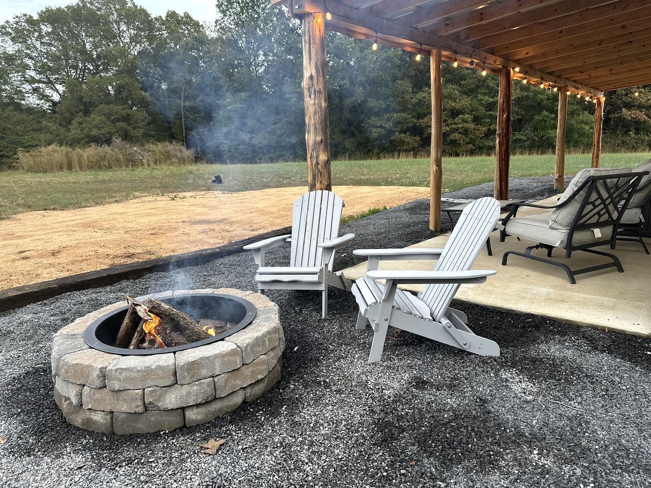 Charming Container Home with Hot Tub near Sardis Lake, Perfect for a Romantic Glamping Getaway