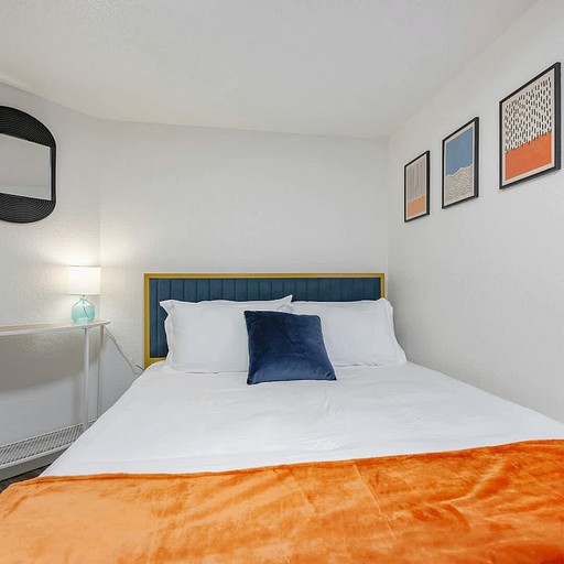 Cabins (United States of America, Canyon Lake, Texas)