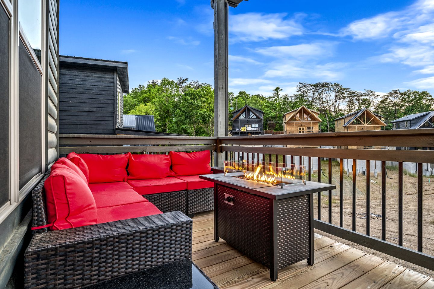 Spectacular Luxury Cabin with Indoor Pool, Hot Tub, and Game Room in Pigeon Forge, Tennessee