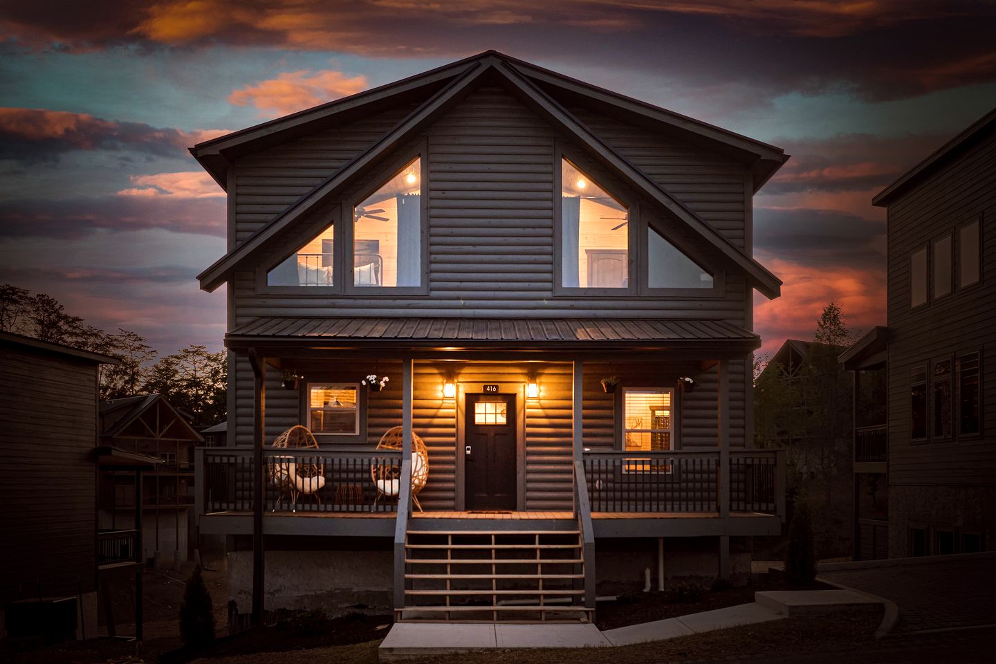 Spectacular Luxury Cabin with Indoor Pool, Hot Tub, and Game Room in Pigeon Forge, Tennessee