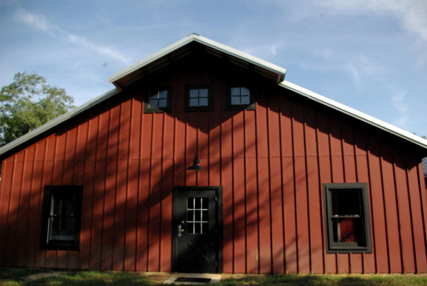 Beautiful Barn Cottage on a Former Pecan Plantation near Augusta, Georgia