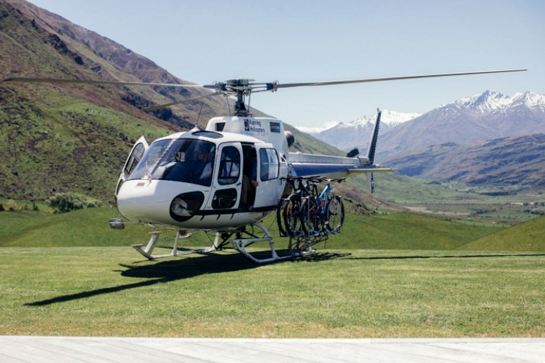 Nature Lodges (Treble Cone, South Island, New Zealand)