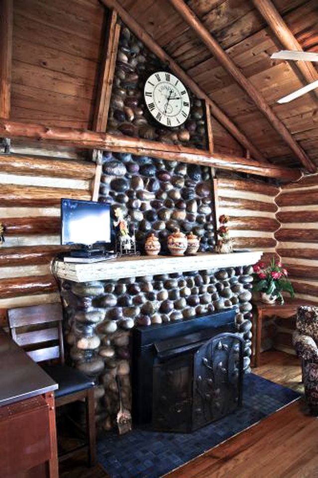 Fascinating Cabin with Foosball and Air Hockey Table in Carp Lake, Michigan