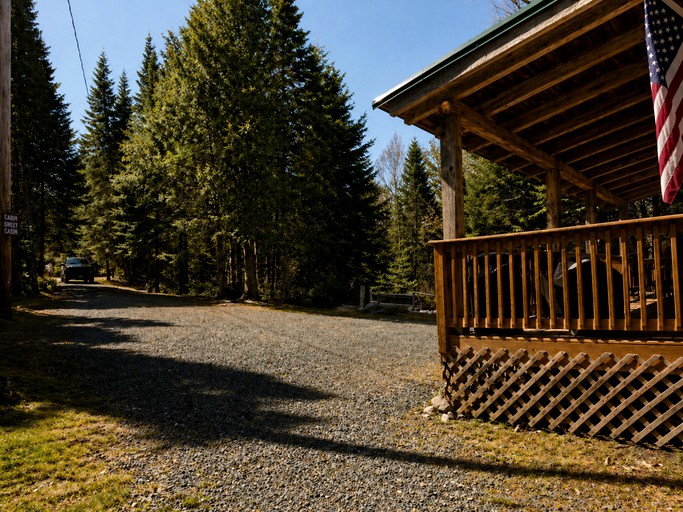 Cabins (United States of America, Shirley, Maine)