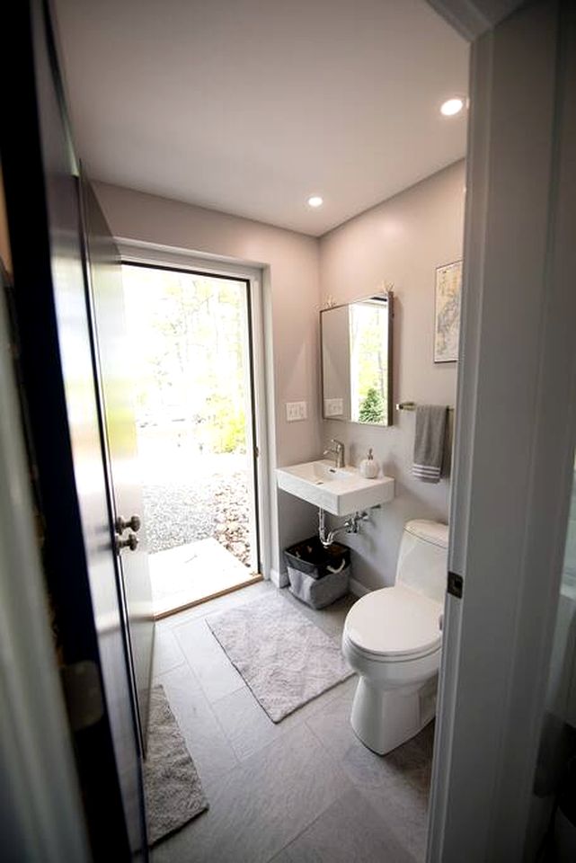 Maine Coastline Cottage for an Outdoor Adventure near Freeport