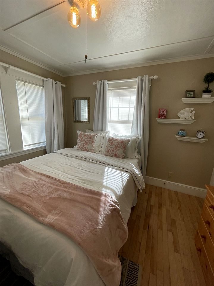 MAINE STAY LAKE HOUSE-LIMIT12 home in Sebago, Maine