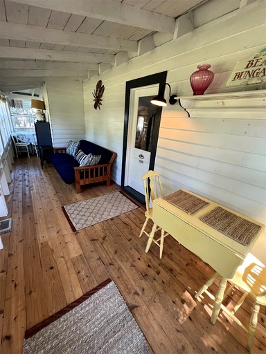 Cabins (United States of America, Sebago, Maine)
