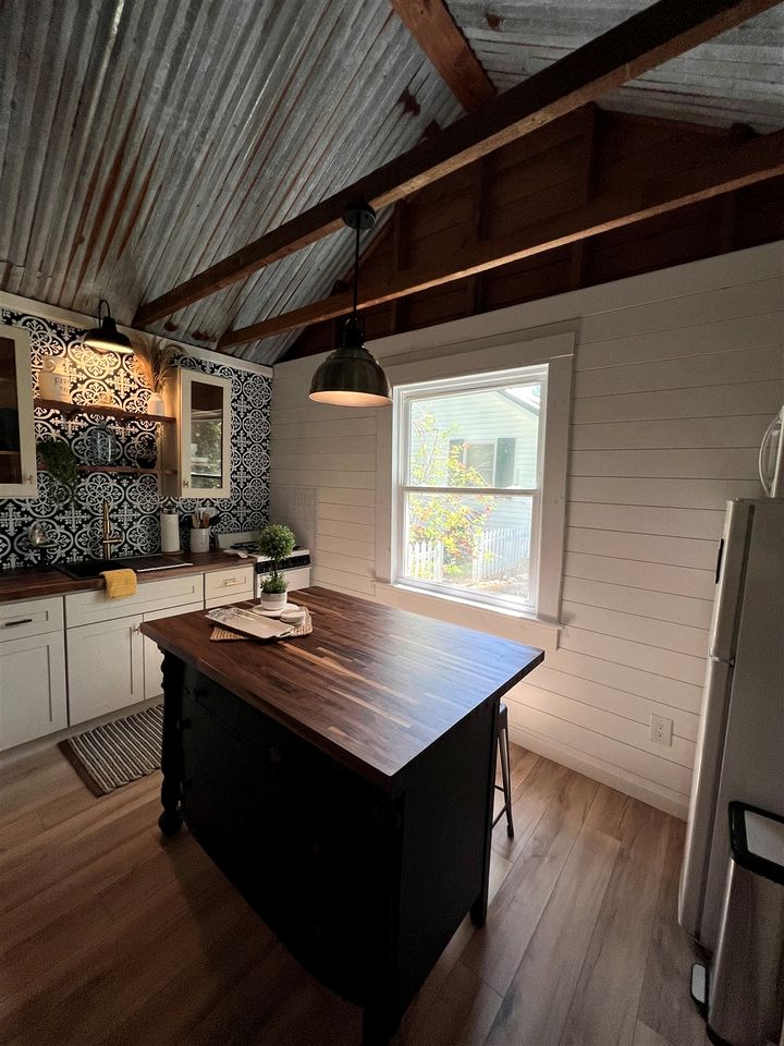 MAINE STAY LAKE HOUSE-LIMIT12 home in Sebago, Maine