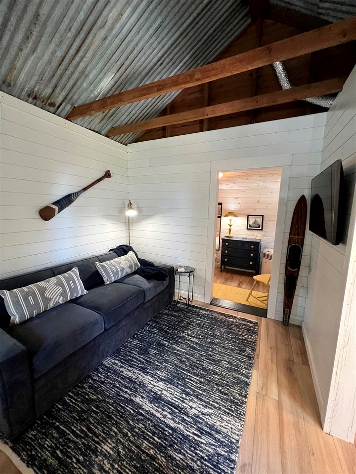 MAINE STAY LAKE HOUSE-LIMIT12 home in Sebago, Maine
