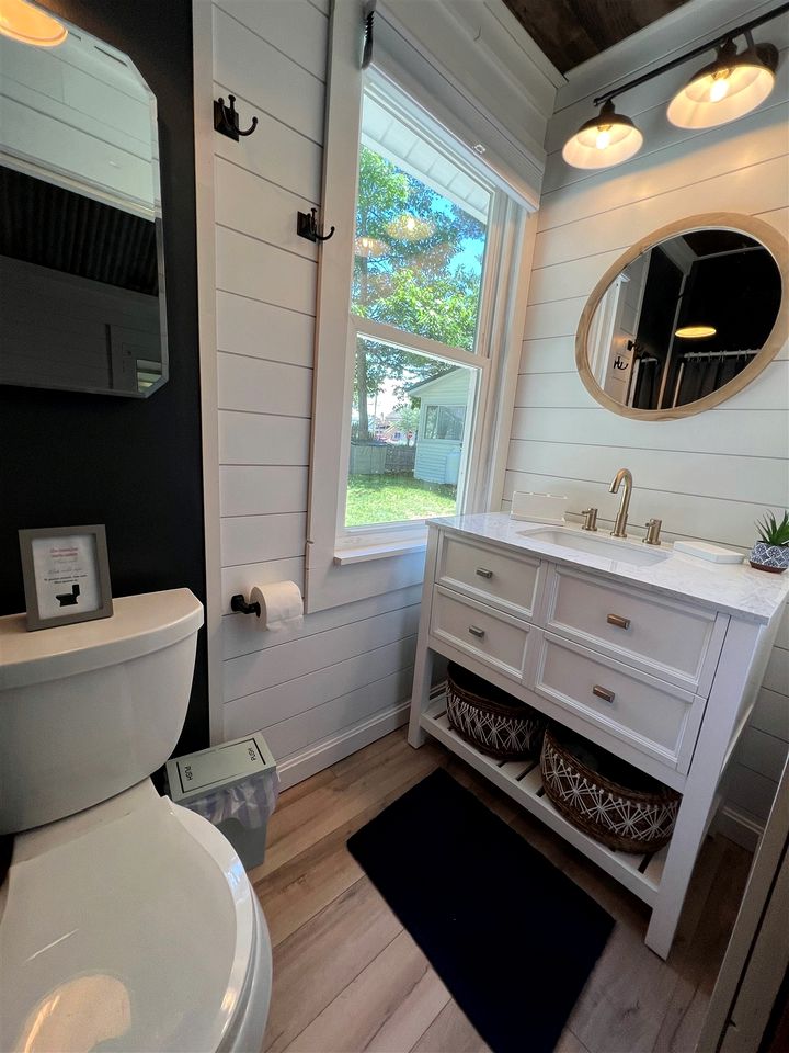 MAINE STAY LAKE HOUSE-LIMIT12 home in Sebago, Maine