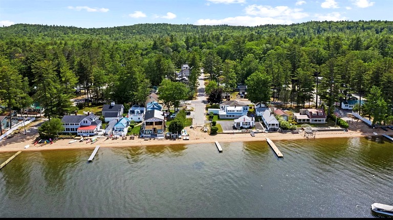 Cabins (United States of America, Sebago, Maine)