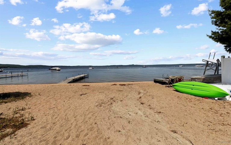 Cabins (United States of America, Sebago, Maine)