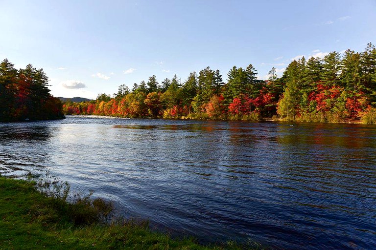 Cabins (Bingham, Maine, United States)