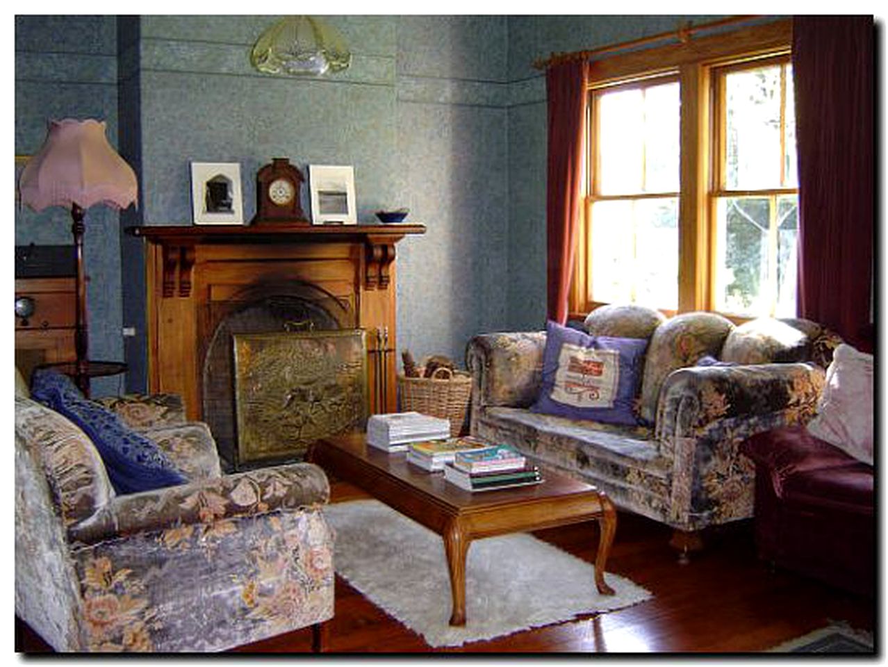 Stunning Secluded Cabin on Fully Functioning Farm in Rangiwahia, New Zealand