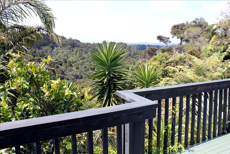 Nature Lodges (Auckland, North Island, New Zealand)