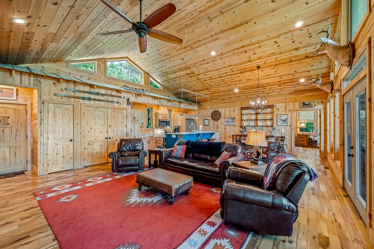 Cabins (United States of America, Mentone, Alabama)