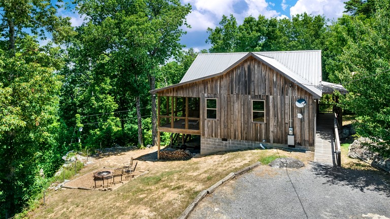 Cabins (United States of America, Mentone, Alabama)