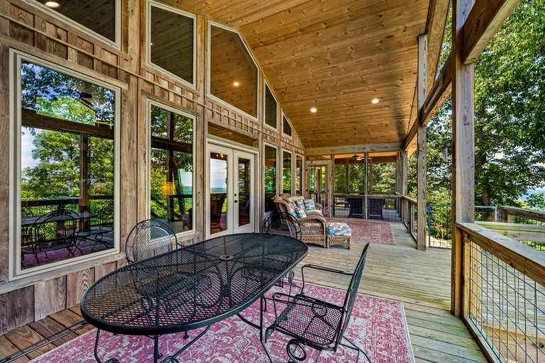 Cabins (United States of America, Mentone, Alabama)