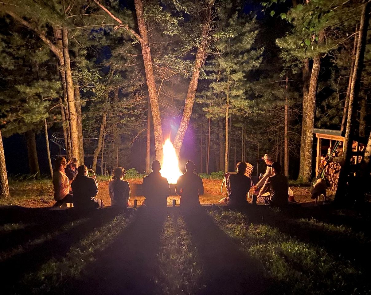 Grand Family-Friendly, Lake Front Cabin with Luxury Amenities for a Relaxing Getaway on Lake Tahkodah in the North Woods of Wisconsin