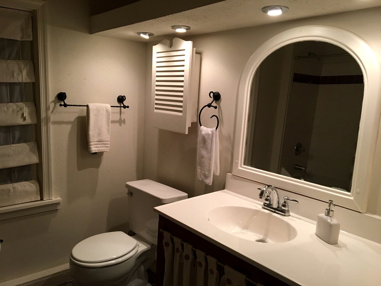 Majestic Mountain Vacation Rental for Six in Ashe County, North Carolina