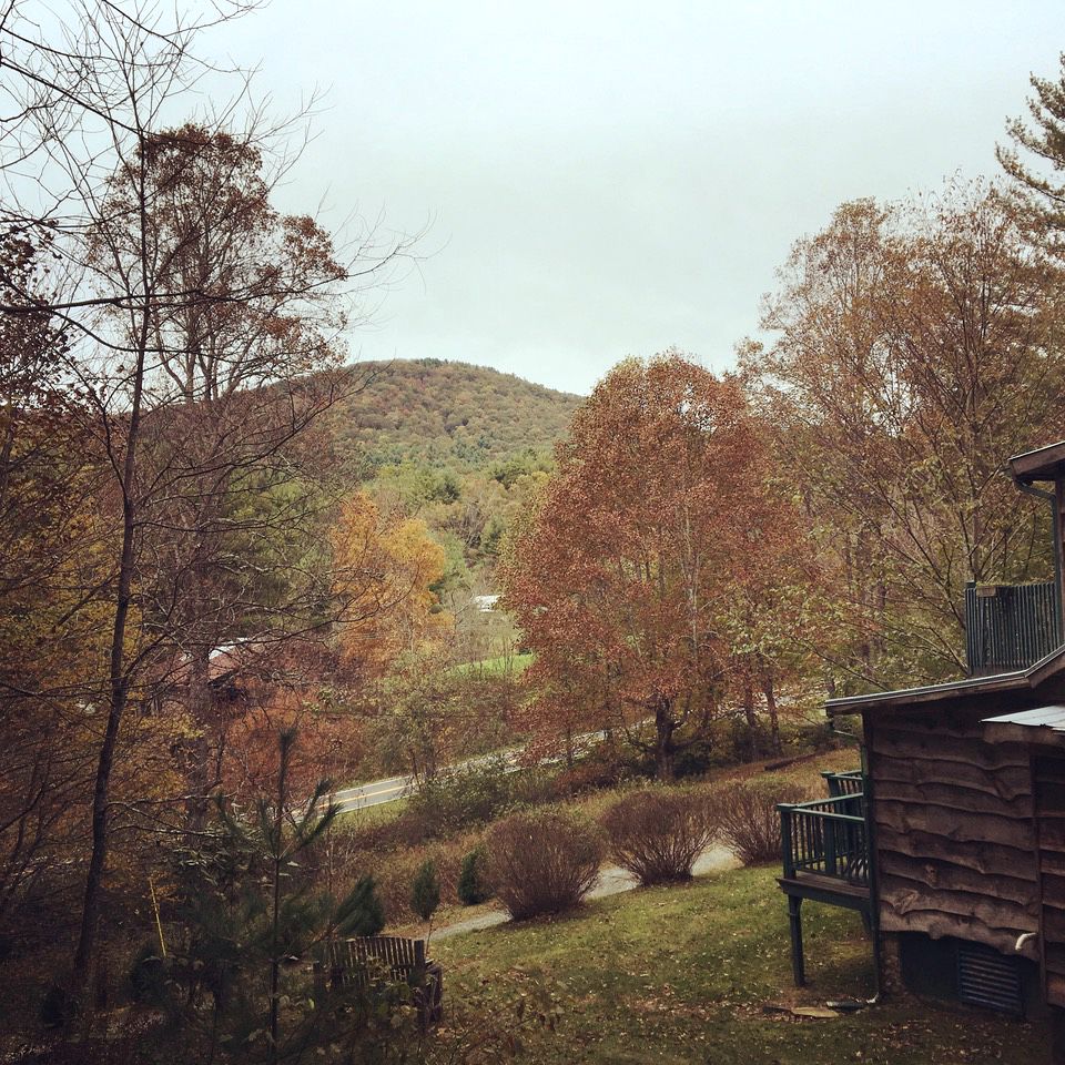Majestic Mountain Vacation Rental for Six in Ashe County, North Carolina