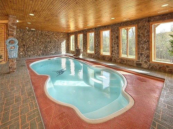 Floating Homes (United States of America, Sevierville, Tennessee)