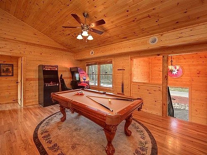 Floating Homes (United States of America, Sevierville, Tennessee)