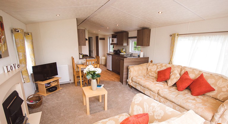 Cabins (Worcestershire, England, United Kingdom)