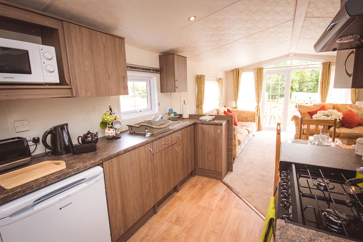 Delightful Log Cabin Vacation Rental in Worcestershire, England