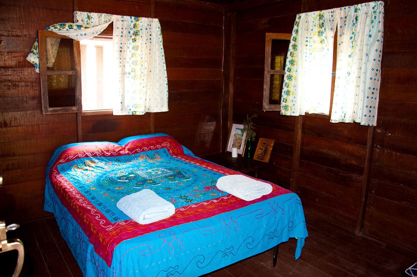 Sustainable Holiday Rental for Two with River Views near Panama City