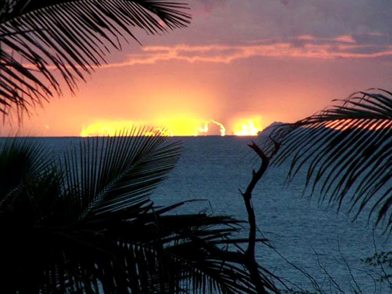 Tropical Villa Getaway with Beachfront Views on Moloka'i, Hawaii