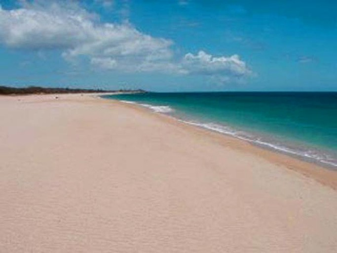 Beach Houses (Mauna Loa, Hawaii, United States)