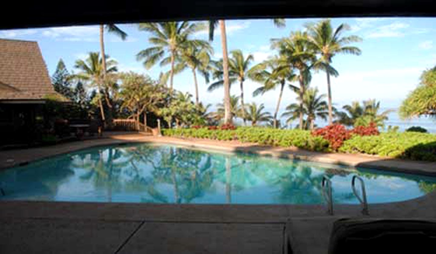 Beachfront Villa Retreat with Stunning Ocean Views on Moloka'i, Hawaii