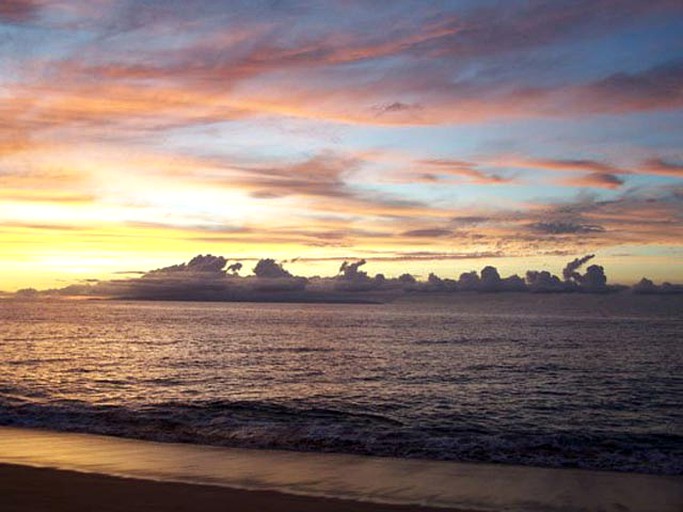 Beach Houses (Mauna Loa, Hawaii, United States)