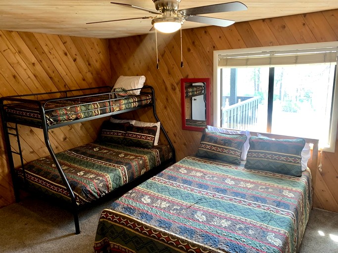 Cottages (United States of America, Big Bear Lake, California)