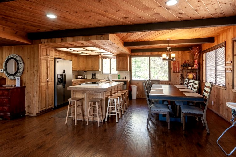 Cottages (United States of America, Big Bear Lake, California)