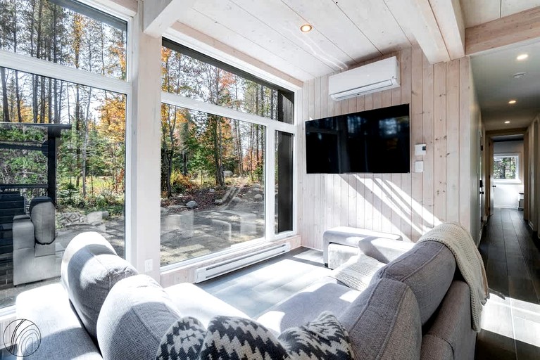 Vacation Rentals (Canada, Saint Come, Quebec)