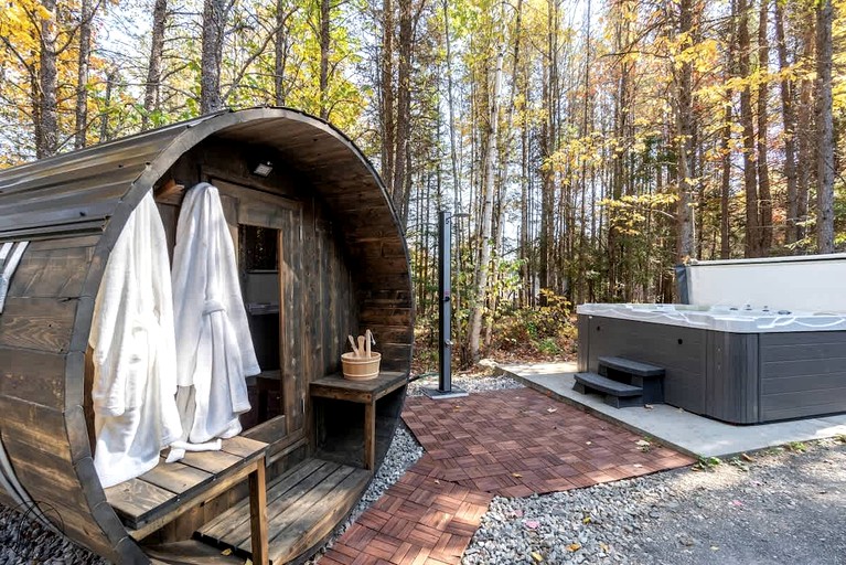 Vacation Rentals (Canada, Saint Come, Quebec)