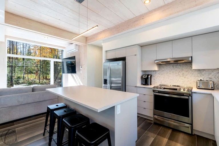 Vacation Rentals (Canada, Saint Come, Quebec)