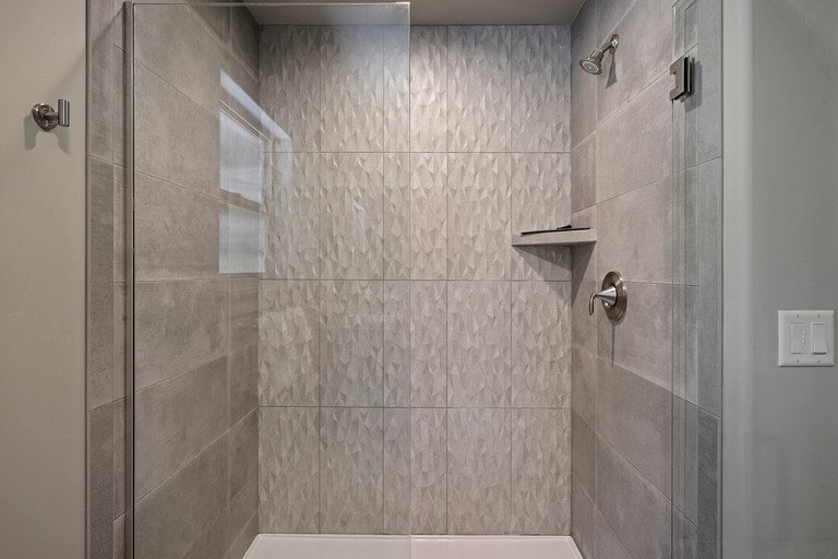 Floating Homes (United States of America, Bend, Oregon)