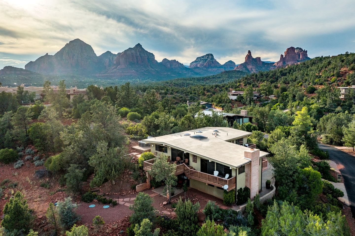 Secluded Rental with Spa and Panoramic Mountain Views in Arizona