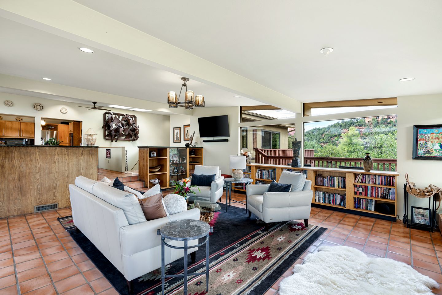 Secluded Rental with Spa and Panoramic Mountain Views in Arizona