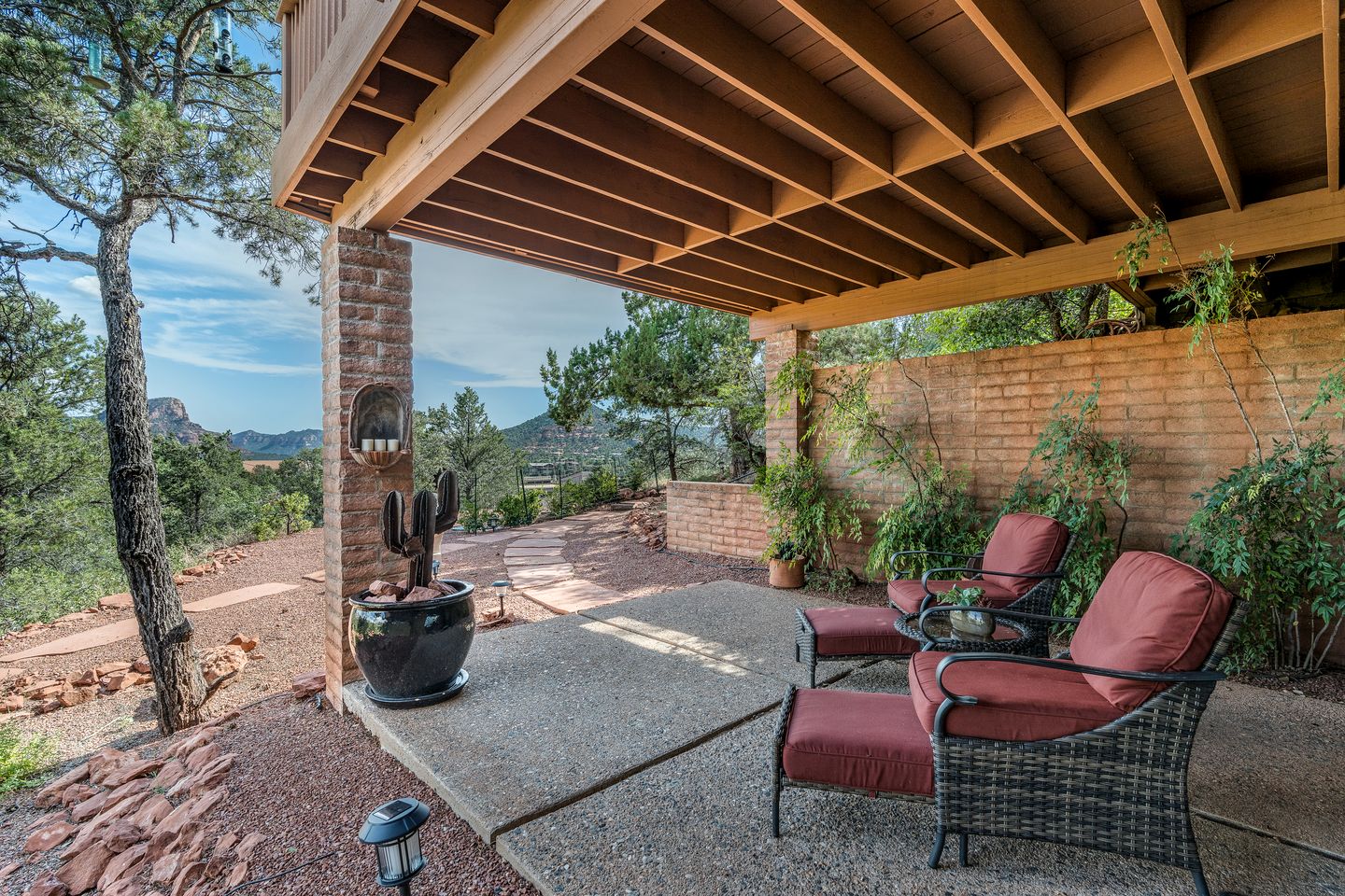 Secluded Rental with Spa and Panoramic Mountain Views in Arizona
