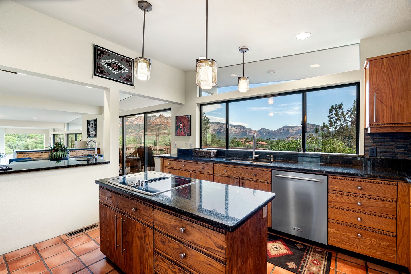Secluded Rental with Spa and Panoramic Mountain Views in Arizona