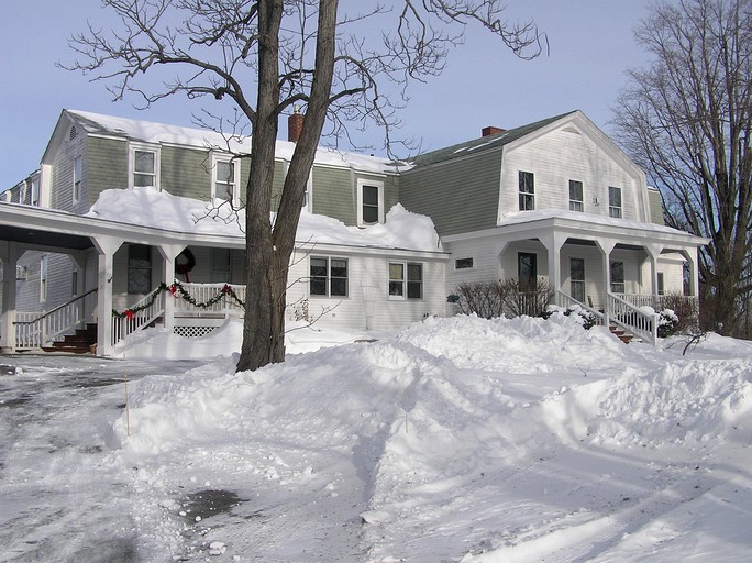 Nature Lodges (Hallowell, Maine, United States)