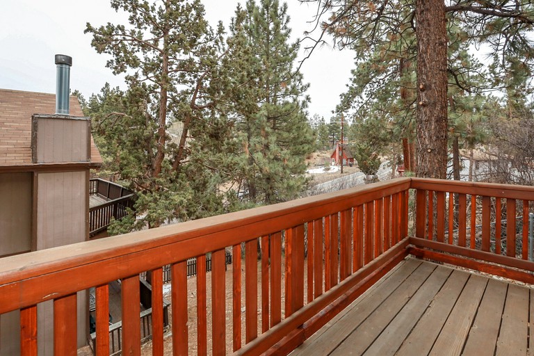 Floating Homes (United States of America, Big Bear City, California)