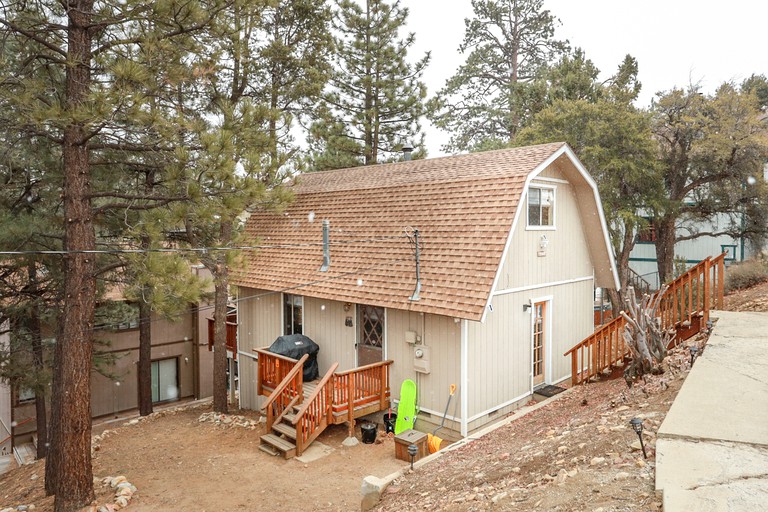 Floating Homes (United States of America, Big Bear City, California)