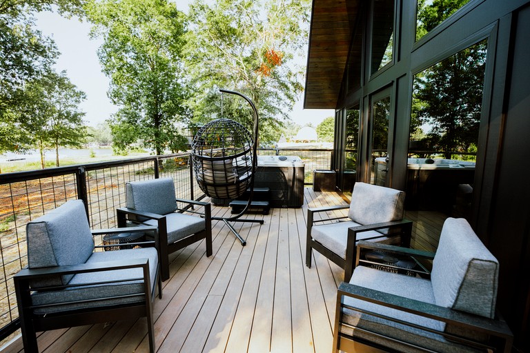 Cabins (United States of America, Cedar Bluff, Alabama)