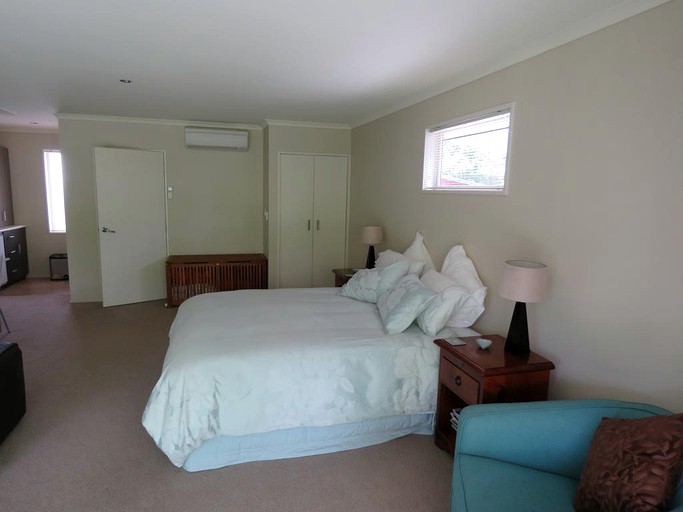 Nature Lodges (Hanmer Springs, South Island, New Zealand)